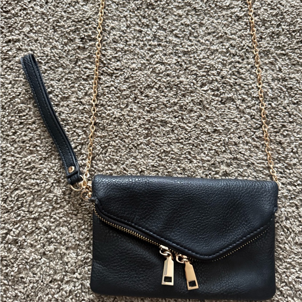 Urban Expressions Black Clutch with Gold Chain